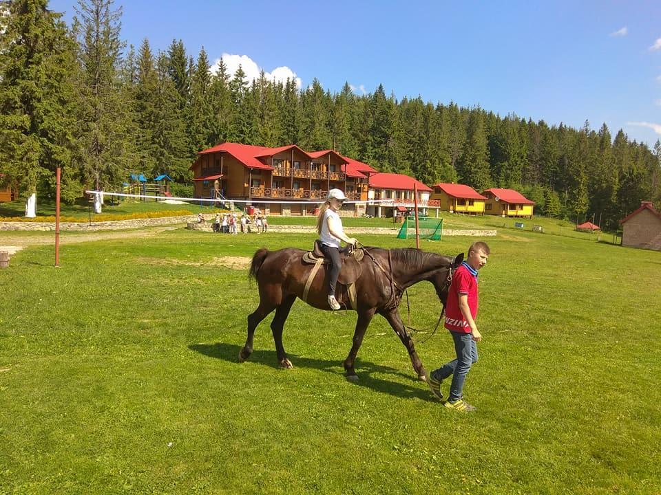 Baza Vidpochynku Ilz Villa Szlavszke Kültér fotó